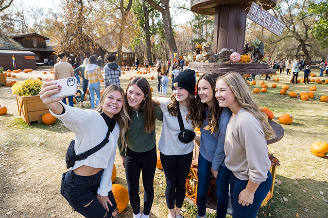 News Release North Dakota Beckons - Teensatpapaspumpkinpatch W 