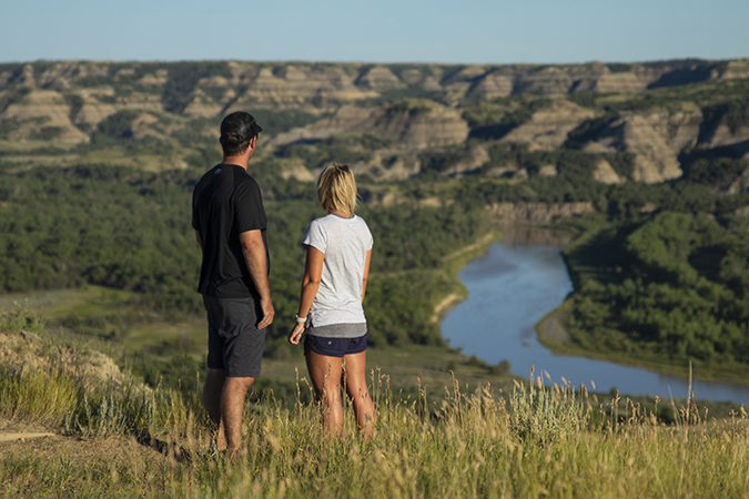 couple viewing the Little Missouri park