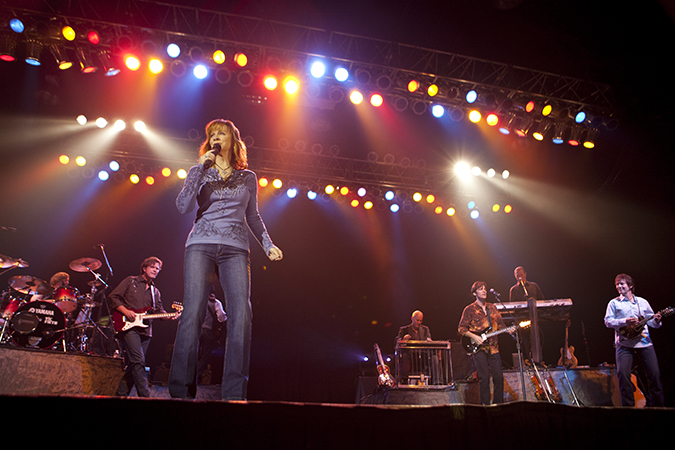 Reba performing at the Norsk Hostfes