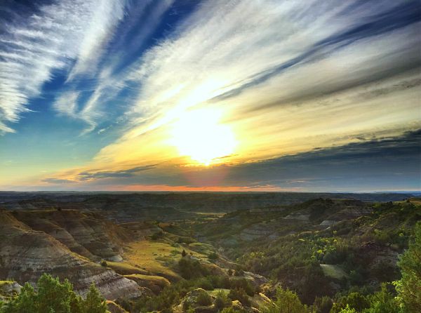 National Parks and Trails Tour | Official North Dakota Travel & Tourism ...