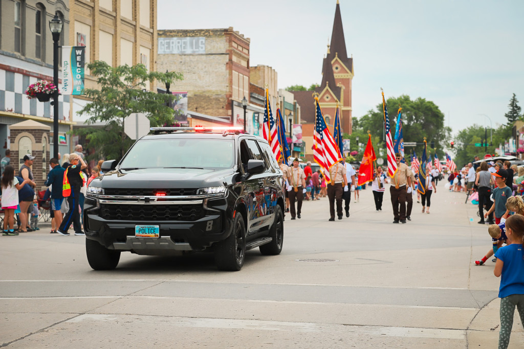 devils lake 4th of july parade