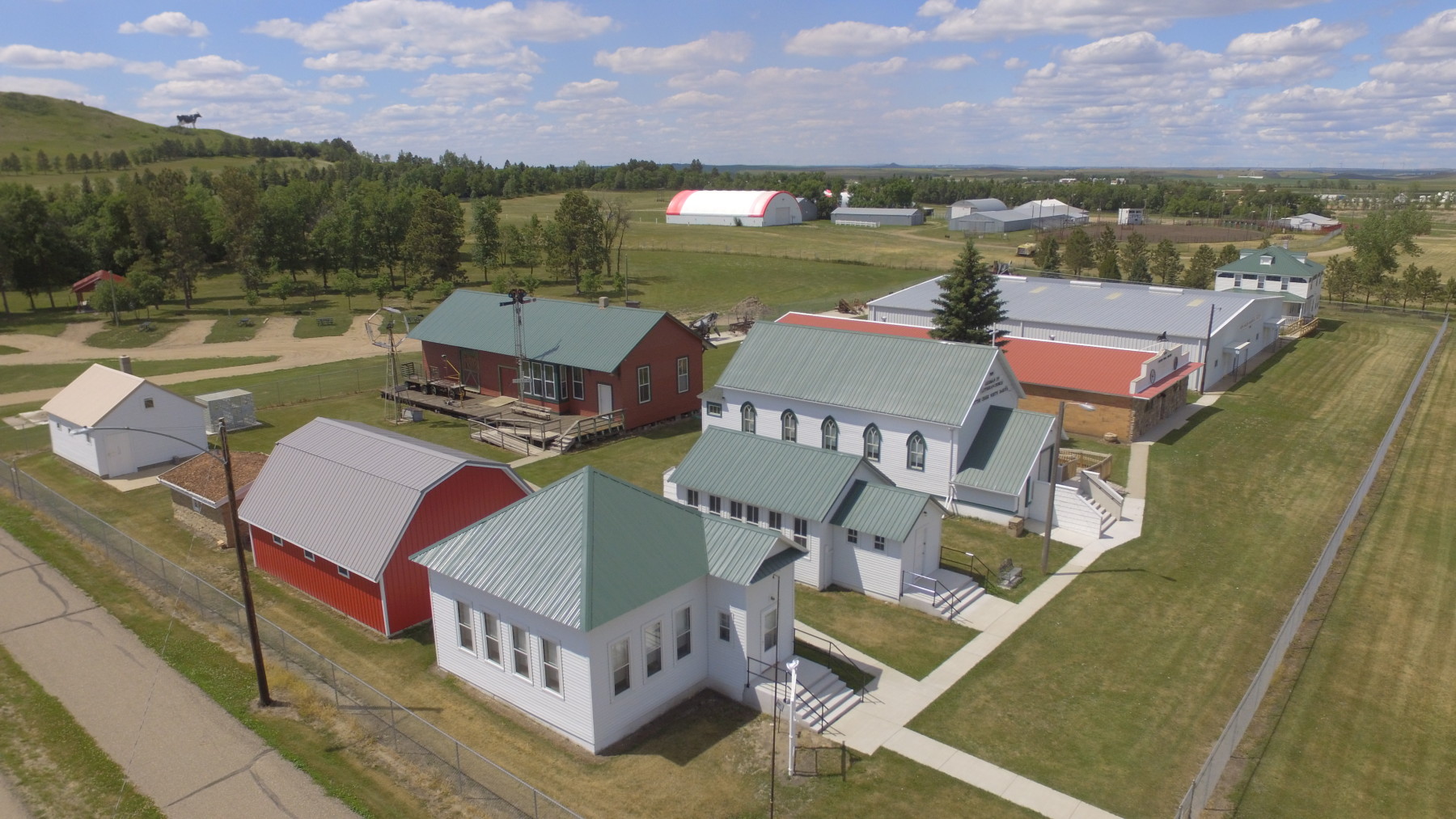 New Salem Historical Society/Custer Trail Museum Official North