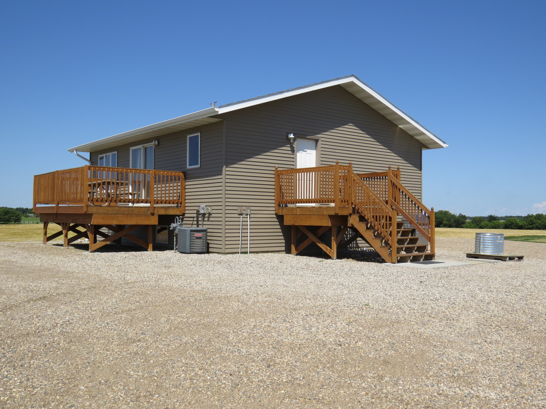 Lakeview Lodge Official North Dakota Travel & Tourism Guide