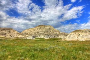 White buttes