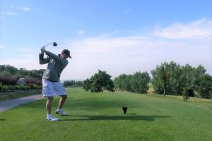 Bottineau Country Club