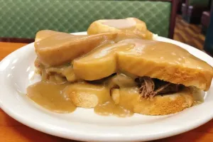 Charlies cafe hot roast beef