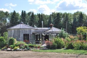 Dakota Sun Gardens