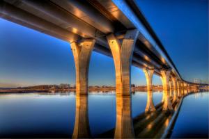 Liberty Memorial Bridge