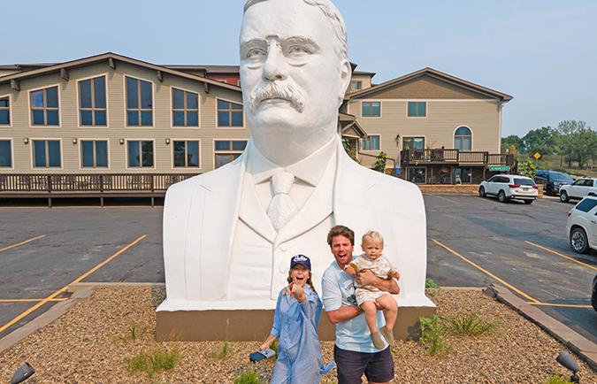 TR Statue in Watford City