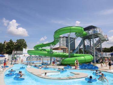 island park pool photo