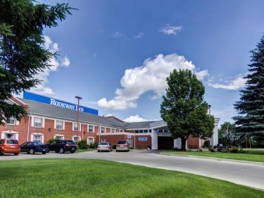 rodeway inn grand forks photo