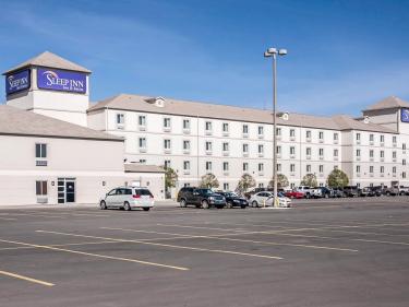 sleep inn & suites conference center and water park photo