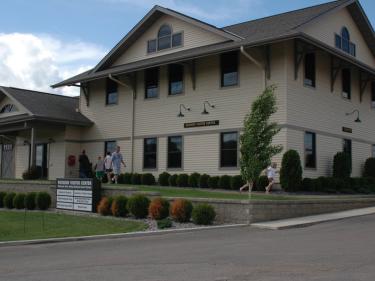 rosebud visitor center photo