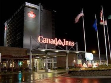 canad inns grand forks - exterior photo