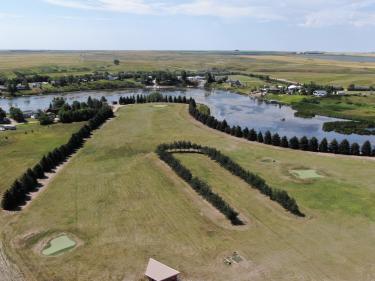 blacktail dam has a fun par 3 golf course that the whole family can enjoy! bring your own clubs and balls; $5 donation suggested. photo