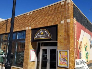 mouse river community theatre building photo