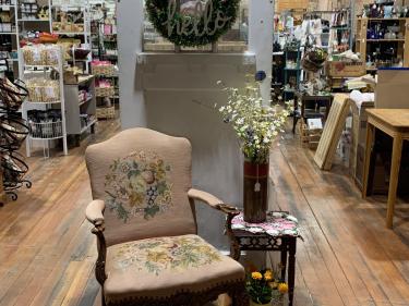 shop downtown at koselig at 106 photo