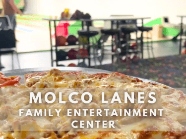 molco lanes family entertainment center / dewey's lounge photo