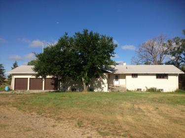 arena hunting lodge photo