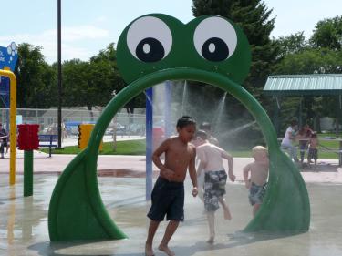 grand forks pools & spray parks photo