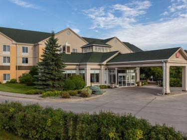 exterior view of hilton garden inn grand forks-und. photo