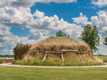 earth lodge photo