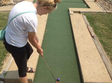 medora mini golf photo