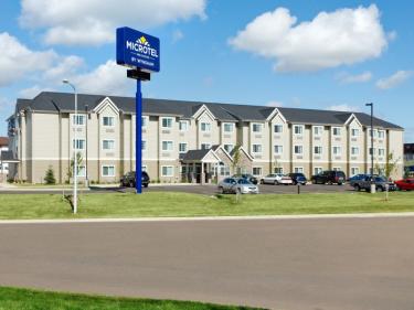 microtel inn & suites-dickinson photo