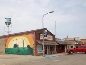 Photo of a mural in Edgeley